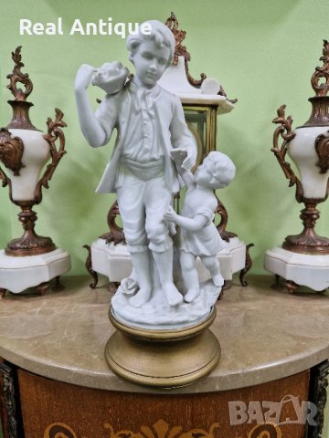 Красива антикварна колекционерска италианска фигура статуетка от порцелан , снимка 1 - Статуетки - 43669927
