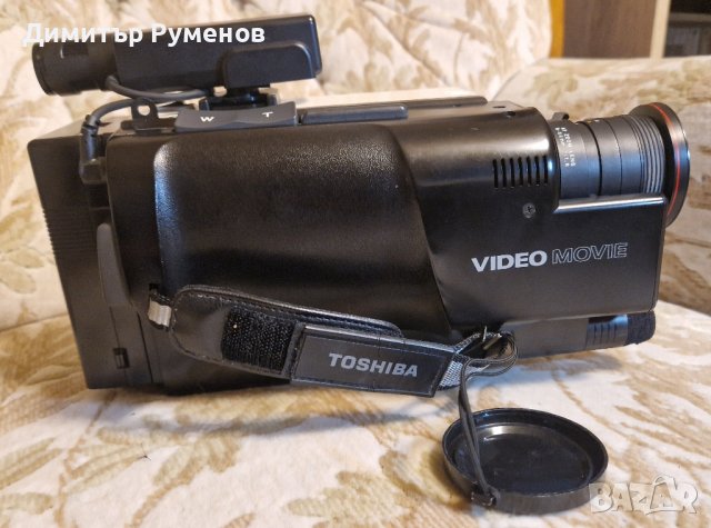 Видеорекордер Toshiba Video Movie Camera VHS-C SK-60P, снимка 7 - Камери - 43900477