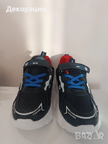 нови детски маратонки 