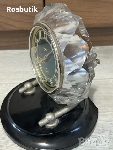 Старинен съветски кристален часовник Маяк , снимка 3 - Антикварни и старинни предмети - 53353299