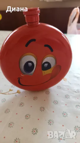 НОВА метална манерка