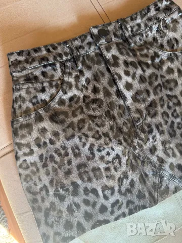 Хит тигрова латексова пола!, снимка 2 - Поли - 47631988