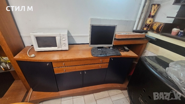 Продавам холна секция