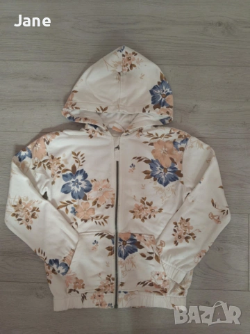 Детски комплект размер 128, цена 8 евро , 15 лв, снимка 3 - Детски комплекти - 53046148