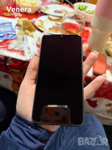 Телефон  Samsung