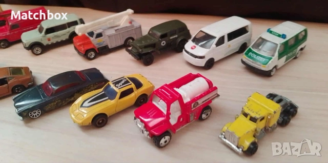 Модели 1/64 различни пройзводители, снимка 8 - Колекции - 45904850