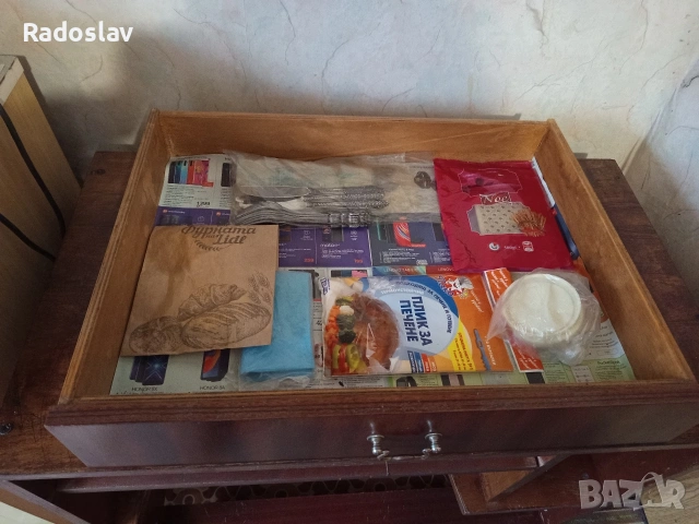 Бюро ученическо, снимка 6 - Ученически пособия, канцеларски материали - 53055378