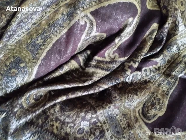 Продавам голям шал с нишка ламе 