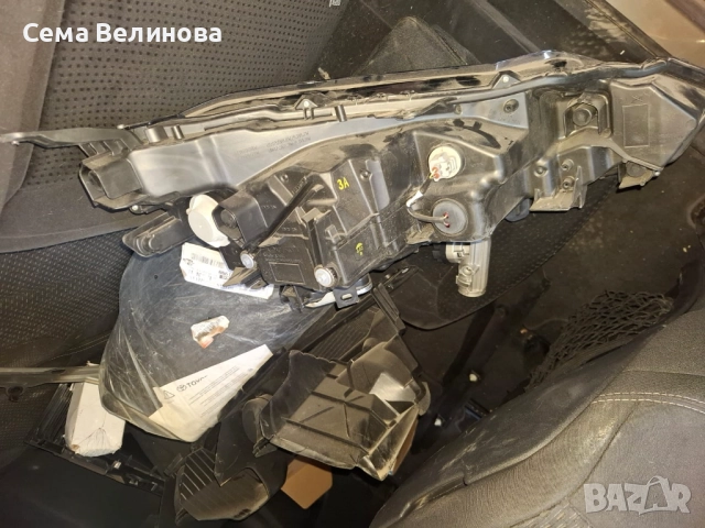 Ляв фар Лексус UX 2023 г в безупречно състояние и десен за части, снимка 3 - Аксесоари и консумативи - 52535289