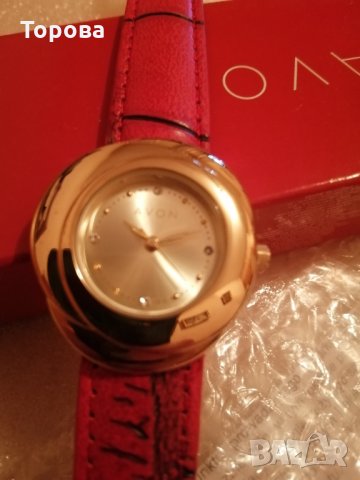 Дамски часовник с кожена каишка 