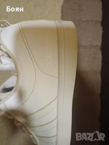 Маратонки Adidas , снимка 3 - Маратонки - 48897224