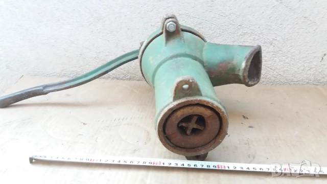 стара соц. помпа за вода - ръчна , снимка 14 - Антикварни и старинни предмети - 52923386