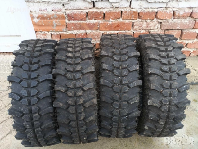 Гуми за кал ALLIGATOR 235/75/15 DOT 2221