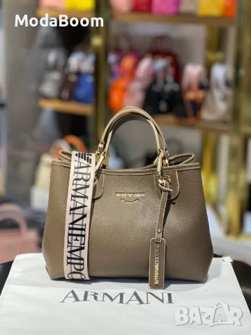 Emporio Armani дамски чанти Различни цветове , снимка 5 - Чанти - 48945984