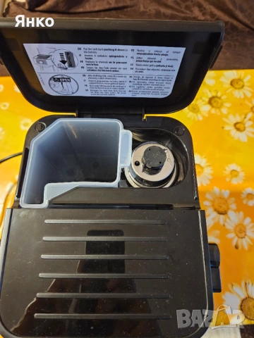 Кафемашина-Delonghi EC235.BK, снимка 3 - Кафемашини - 53232071