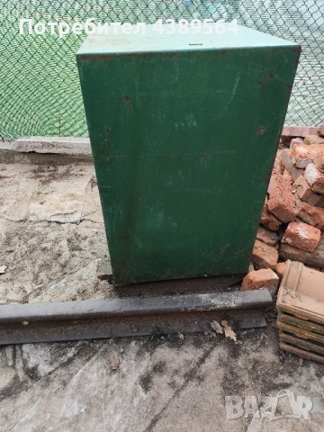 огнеопорна каса, снимка 2 - Други стоки за дома - 50529781