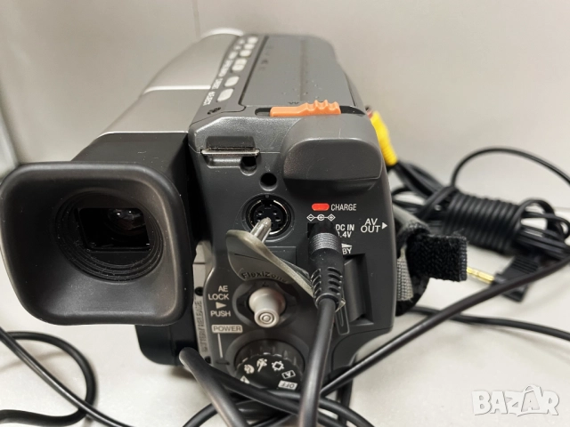 Видеокамера CANON ES60A Made in Japan, снимка 12 - Камери - 51593027