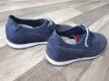 Дишащи тъмно сини обувки от естествен велур 30 номер, снимка 2