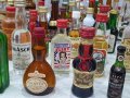 Колекция от миниатюрни бутилки алкохол , снимка 13