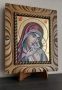 Дърворезбована рамка с иконопис Св.Богородица " Касперовска ", снимка 3