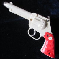 70-те детска играчка -бакелитов пистолет за капси, снимка 1 - Други - 38748385