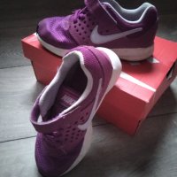 Nike детски маратонки eur 27.5, снимка 3 - Детски обувки - 35270603