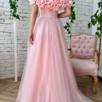 Бална рокля с 3 Д рози в розово , снимка 2 - Рокли - 43605926