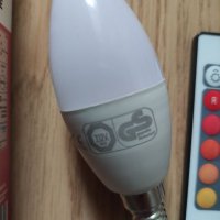 Нова ЛЕД лампа с дистанционно с функция за смяна на цветовете, снимка 4 - Други стоки за дома - 40391732