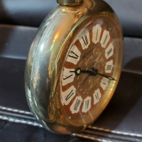 Часовник , снимка 2 - Антикварни и старинни предмети - 44866475