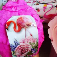 Голяма пинята + подарък маска и конфети ,готови за изпращане, снимка 17 - Декорация за дома - 27540537