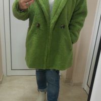 Късо палто в светлозелен цвят , снимка 4 - Палта, манта - 39166349