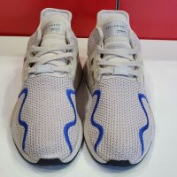 ADIDAS 42 номер оригинални маратонки, снимка 2 - Маратонки - 38076805