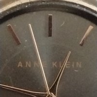 Марков дамски часовник ANNE KLEIN  WATER RESISTANT 100 futa стил и комфорт много красив 42549, снимка 3 - Дамски - 43744714