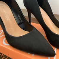 Черни остри велурени обувки на ток, 37 номер, снимка 3 - Дамски обувки на ток - 40860864