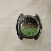 часовник Заря Zaria, снимка 1 - Антикварни и старинни предмети - 32300510