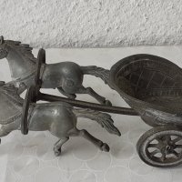 Колесница с 2 коня, кон, стара фигура статуетка пластика украса, снимка 4 - Статуетки - 40728824