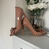 Елегантни обувки , снимка 1 - Дамски елегантни обувки - 36707729