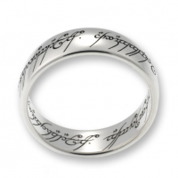 Властелинът на пръстена дизайн, 316l титаниева стомана,лазерно гравиран, цвят злато / сребро /черен, снимка 4 - Пръстени - 8681133