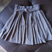 Плисирана пола  Zara 140 см , снимка 1 - Детски рокли и поли - 40777263