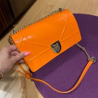 Нова силиконова оранжева чанта Zara , снимка 13 - Чанти - 33466871