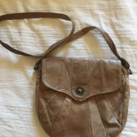 Винтидж чанта през рамо от естествена кожа, снимка 1 - Чанти - 26686649