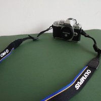Оригинален страп за фотоапарат камера Olympus. Ремък Олимпус., снимка 4 - Чанти, стативи, аксесоари - 40606558