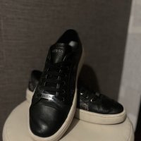 Обувки guess , снимка 6 - Официални обувки - 44120380