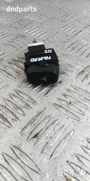 Бутон Mitsubishi Pajero 2003г.	, снимка 1