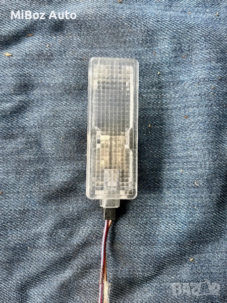 Плафон багажник БМВ Е90 BMW, снимка 1