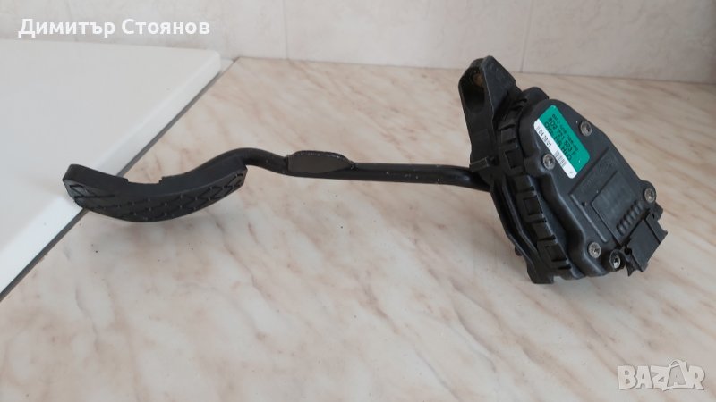 Продавам педал за газ на VW Passat B5.5, снимка 1