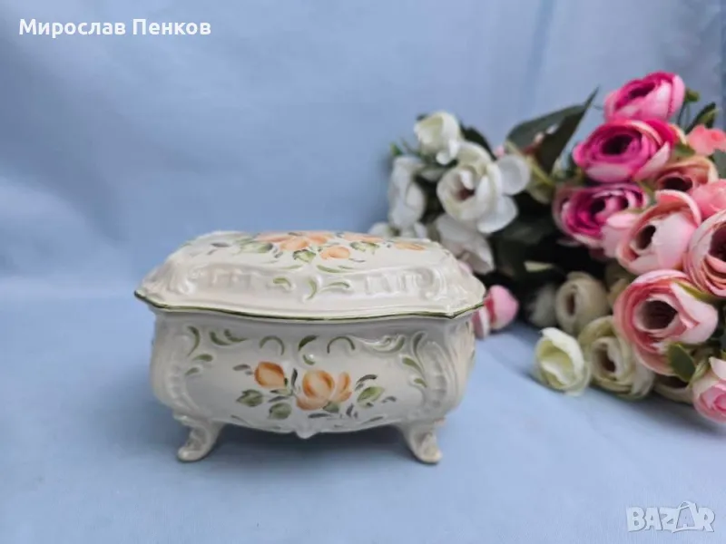 Кутия за бижута , снимка 1