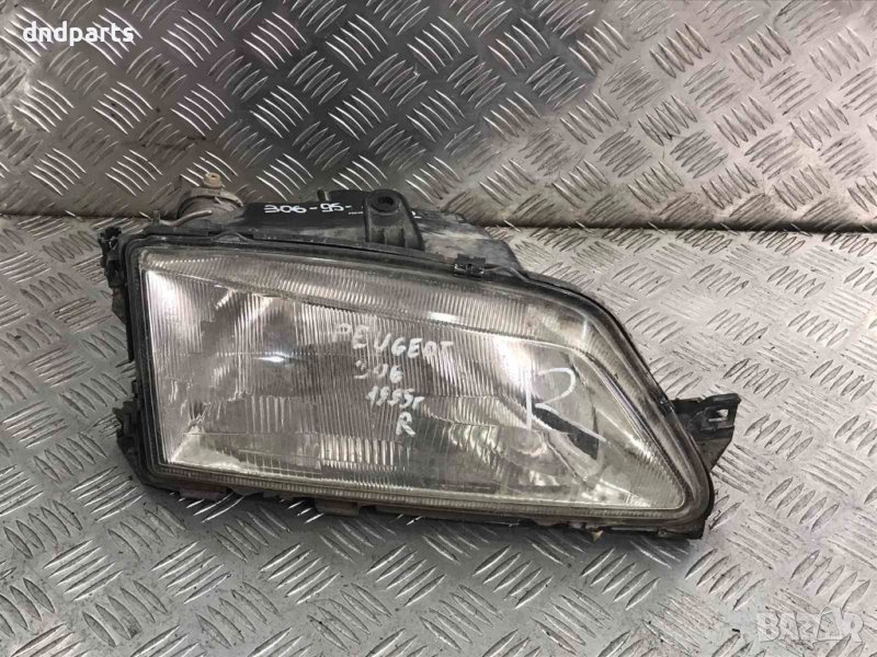 Дeсен фар Peugeot 306,1995г., снимка 1