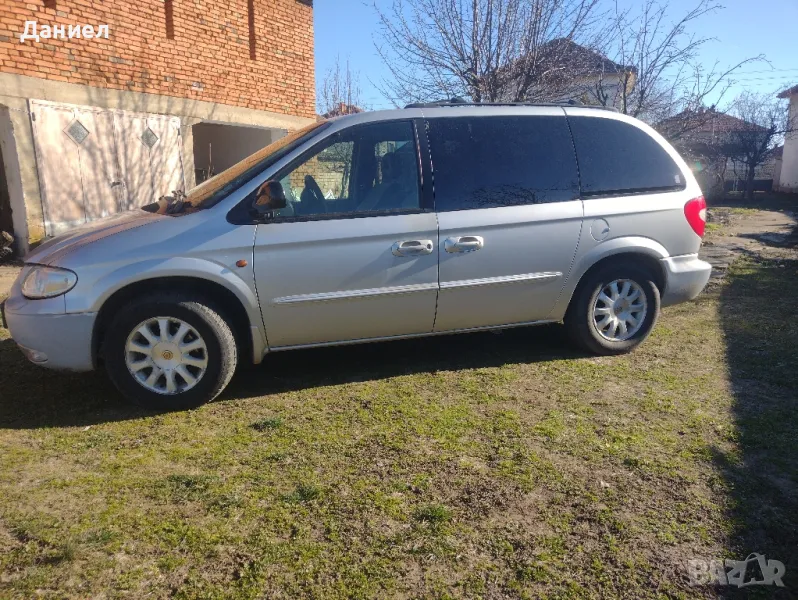 крайслер Вояджер на части, снимка 1