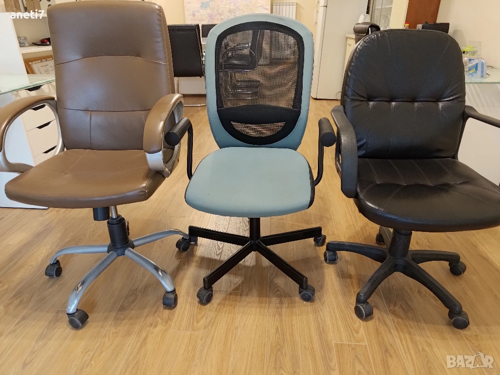 Работни офис столове от еко кожа 40лв и посетителски от естествена кожа 180лв., снимка 1